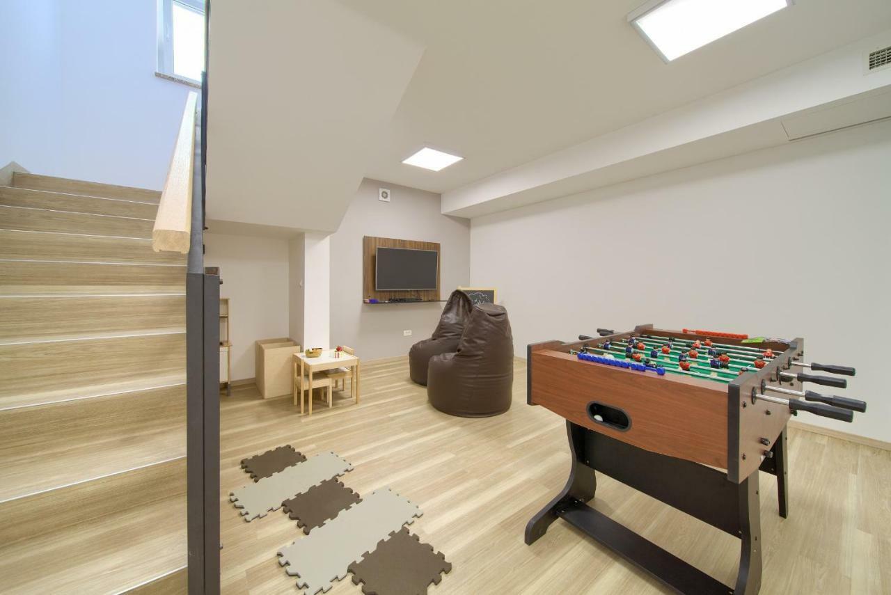 Holiday Home Elegant Vrh  Extérieur photo