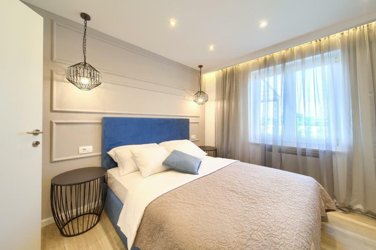 Holiday Home Elegant Vrh  Extérieur photo