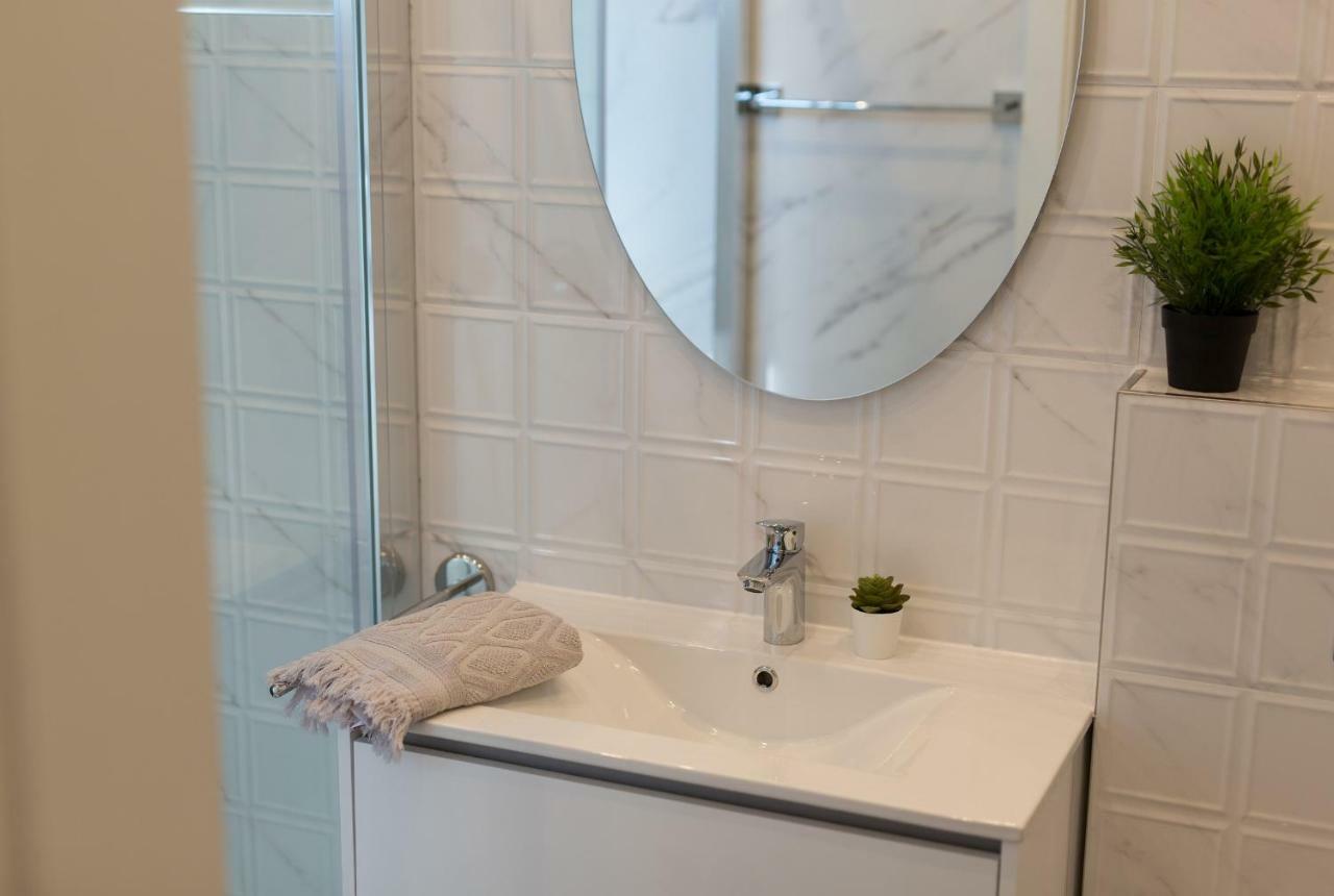 Holiday Home Elegant Vrh  Extérieur photo